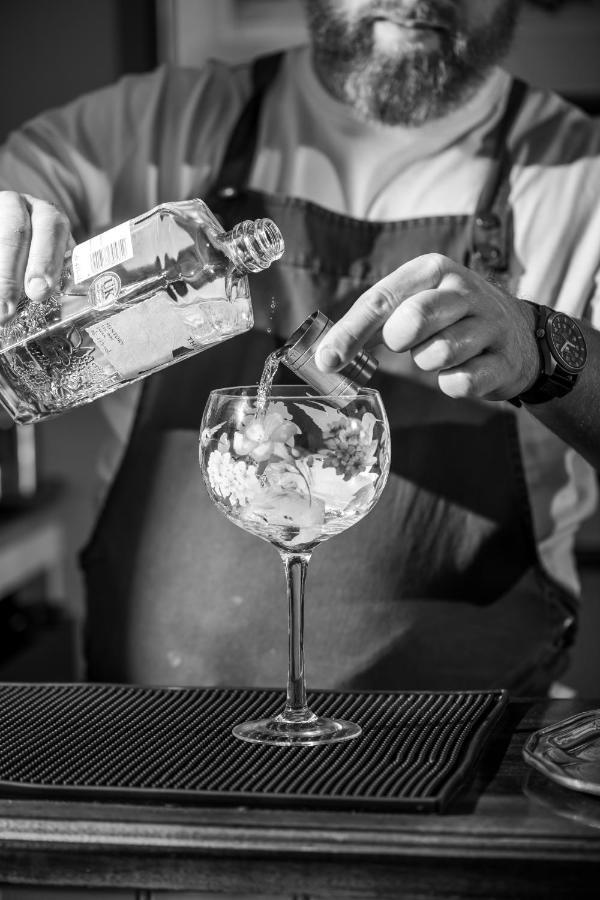 The Cedars Hotel Builth Wells Ngoại thất bức ảnh